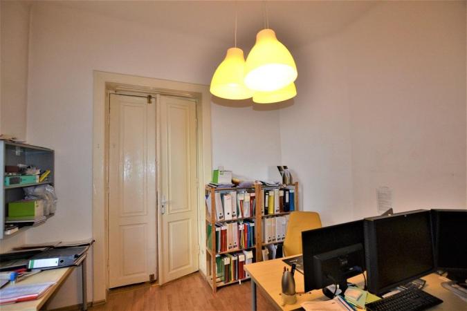 Apartment 3 Rooms Romana