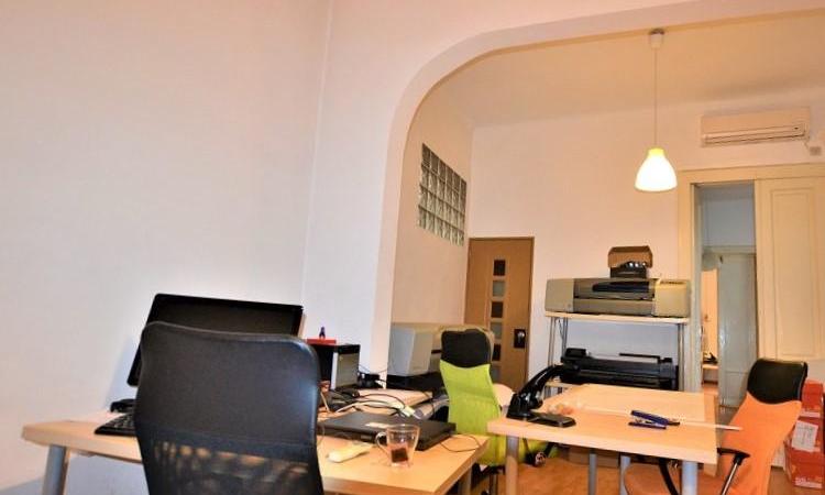 Apartment 3 Rooms Romana