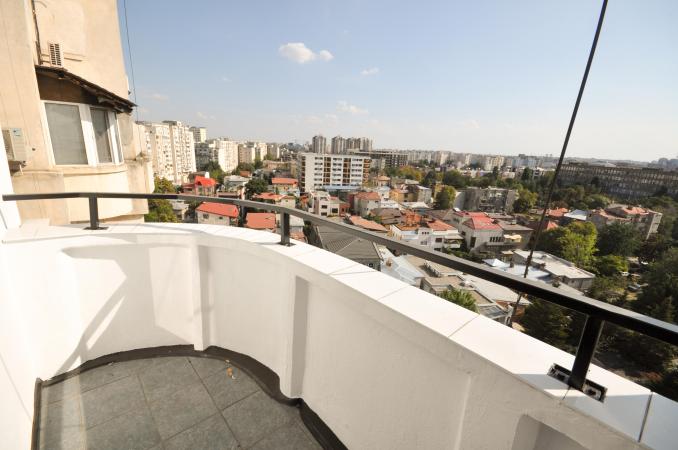 Bulevardul Unirii Rond Alba Iulia Spatiu birouri 5 camere Decomandat