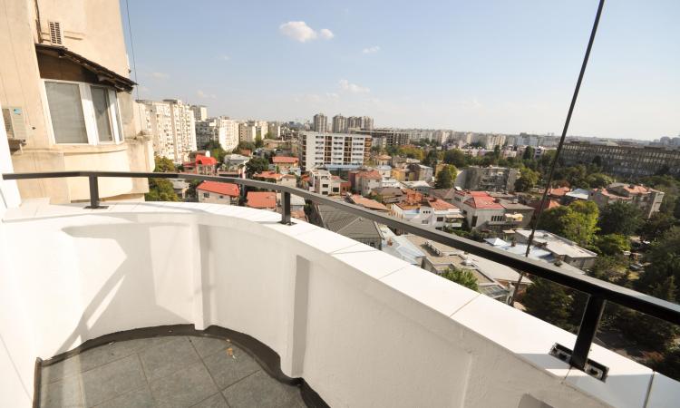 Bulevardul Unirii Rond Alba Iulia Spatiu birouri 5 camere Decomandat