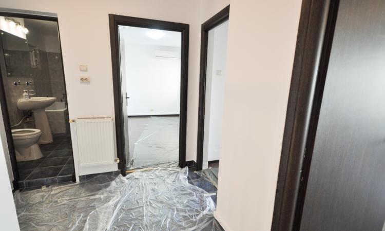 Bulevardul Unirii Rond Alba Iulia Spatiu birouri 5 camere Decomandat