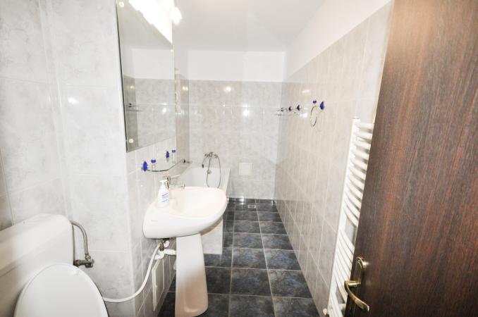 Bulevardul Unirii Rond Alba Iulia Spatiu birouri 5 camere Decomandat