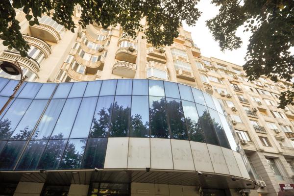Bulevardul Unirii Rond Alba Iulia Spatiu birouri 5 camere Decomandat