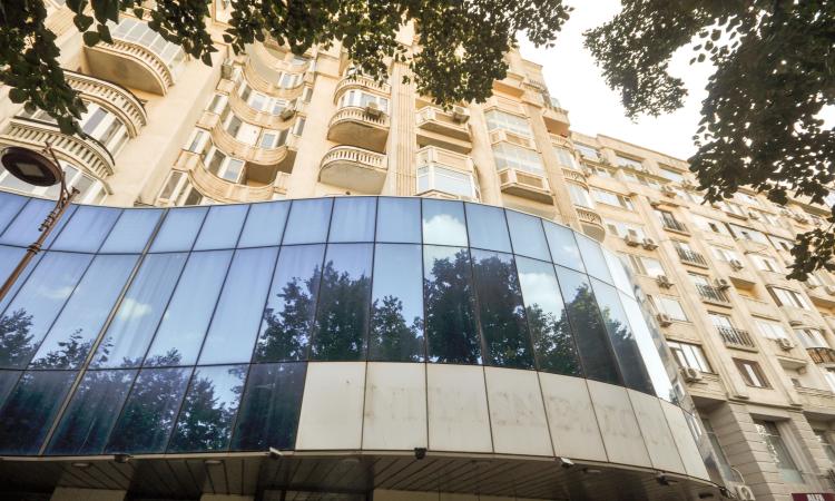 Bulevardul Unirii Rond Alba Iulia Spatiu birouri 5 camere Decomandat