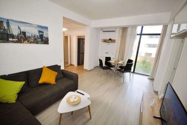 Piata Unirii Apartament 2 camere Bloc Nou Centrala Parcare