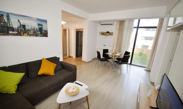 Piata Unirii Apartament 2 camere Bloc Nou Centrala Parcare