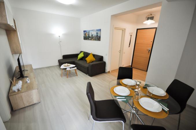 Piata Unirii Apartament 2 camere Bloc Nou Centrala Parcare
