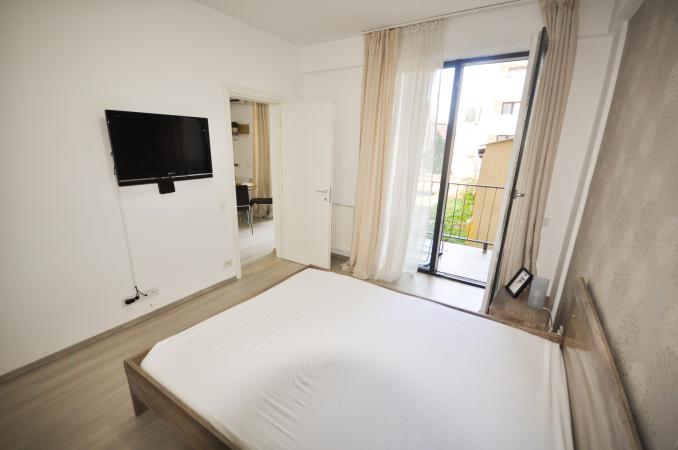Piata Unirii Apartament 2 camere Bloc Nou Centrala Parcare