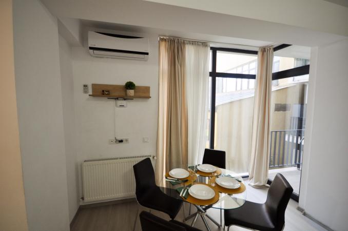Piata Unirii Apartament 2 camere Bloc Nou Centrala Parcare