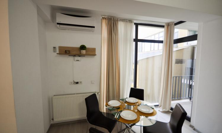 Piata Unirii Apartament 2 camere Bloc Nou Centrala Parcare
