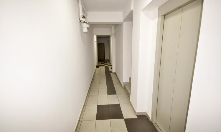 Piata Unirii Apartament 2 camere Bloc Nou Centrala Parcare