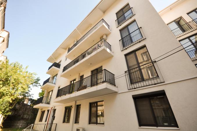 Piata Unirii Apartament 2 camere Bloc Nou Centrala Parcare