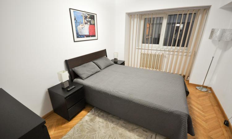Bulevardul Unirii metrou Apartament Decomandat 3 camere