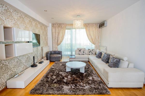 Apartament superb 3 camere - Iancu Nicolae Pipera - Rovere