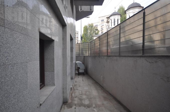 Piata Unirii Nat Unite Spatiu birouri 3 cam Parcare Terasa Proprie