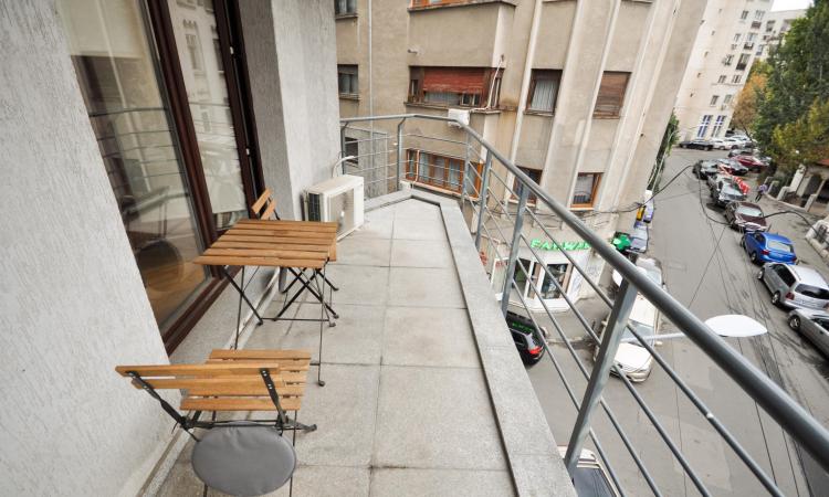 Piata Unirii Natiunile Unite Apartament 2 camere Bloc 2010