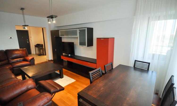 Bd Unirii Rond Alba Iulia Nerva Apar Decomandat 2 camere