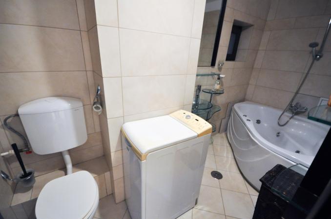 Bd Unirii Rond Alba Iulia Nerva Apar Decomandat 2 camere