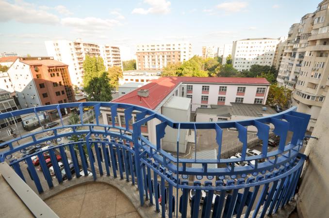 Bd Unirii Rond Alba Iulia Nerva Apar Decomandat 2 camere