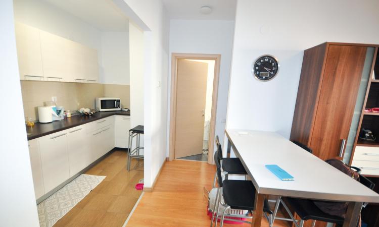 Decebal Calarasilor Delea Ap 2 cam Bloc Nou Parcare Balcon 17m