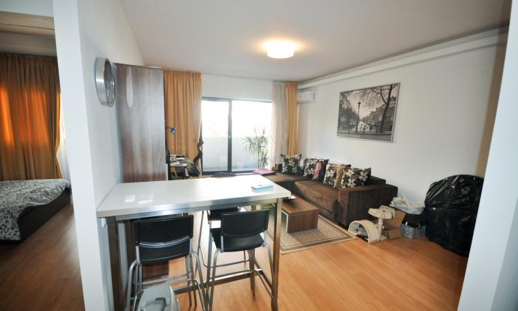 Decebal Calarasilor Delea Ap 2 cam Bloc Nou Parcare Balcon 17m