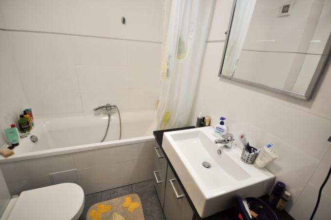 Decebal Calarasilor Delea Ap 2 cam Bloc Nou Parcare Balcon 17m