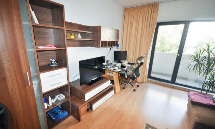 Decebal Calarasilor Delea Ap 2 cam Bloc Nou Parcare Balcon 17m