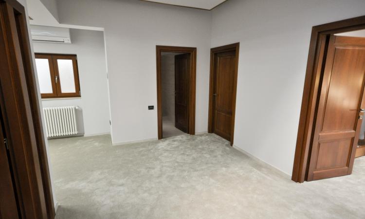 Bd Unirii Rond Alba Iulia Spatiu birouri 3 cam Decom In Vila