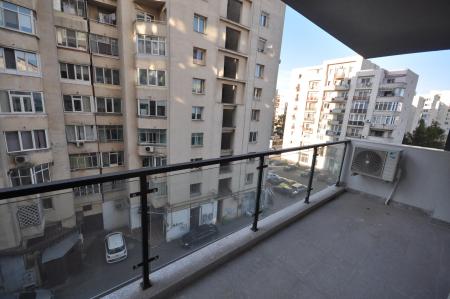 Nerva Traian Timpuri Noi Spatiu birouri 3 camere Decom Bloc NOU