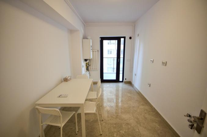 Nerva Traian Timpuri Noi Spatiu birouri 3 camere Decom Bloc NOU