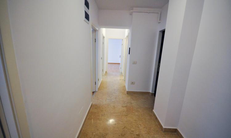 Nerva Traian Timpuri Noi Spatiu birouri 3 camere Decom Bloc NOU