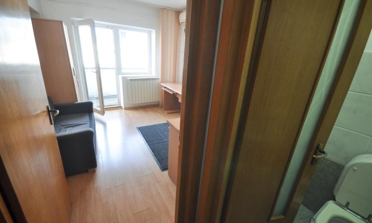 Bd Unirii Zepter Rond Alba Iulia Spatiu birouri 3 cam Decomandat