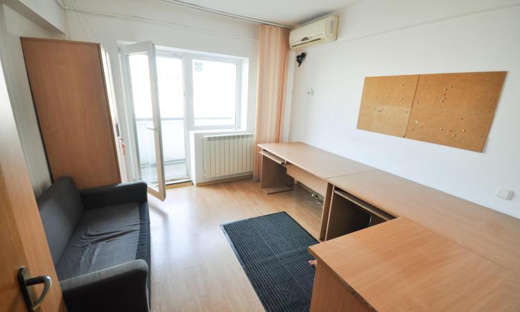 Bd Unirii Zepter Rond Alba Iulia Spatiu birouri 3 cam Decomandat