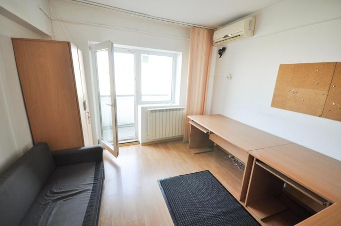 Bd Unirii Zepter Rond Alba Iulia Spatiu birouri 3 cam Decomandat