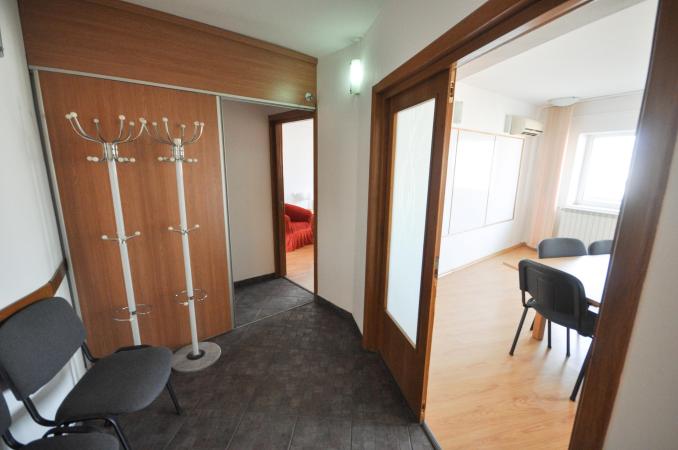 Bd Unirii Zepter Rond Alba Iulia Spatiu birouri 3 cam Decomandat
