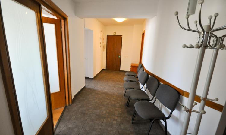 Bd Unirii Zepter Rond Alba Iulia Spatiu birouri 3 cam Decomandat