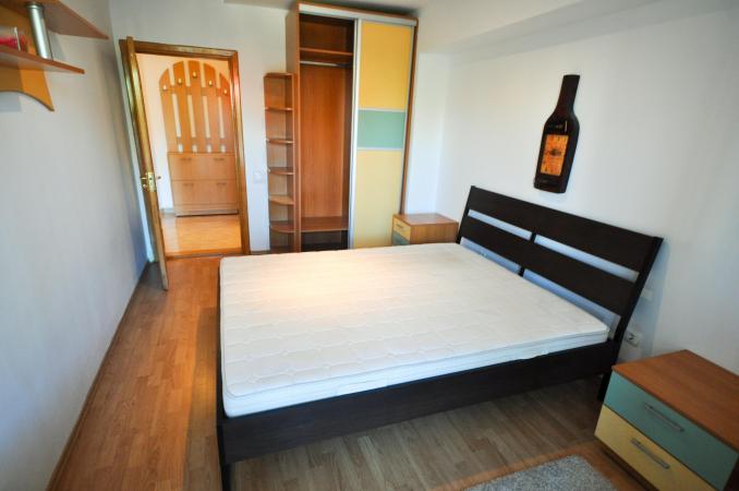 Piata Unirii Splaiul Unirii Apartament Decomandat 3 cam 87mp