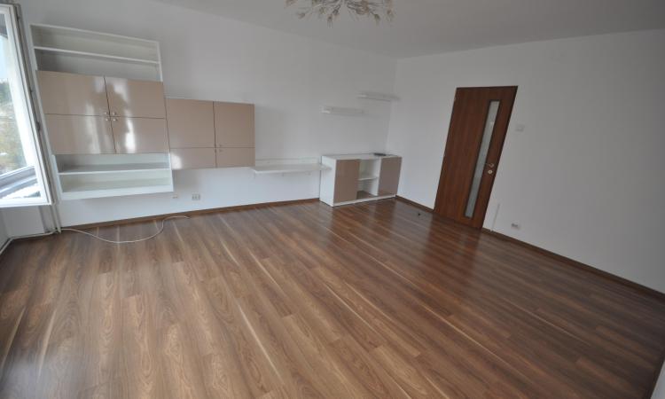 Calea Calarasi Muncii Decebal Apart Decomandat 3 cam 80mp