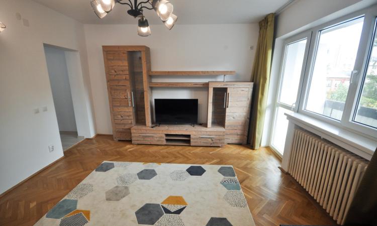 Piata Unirii Fanatani Natiuni Apartament 2 camere Renovat