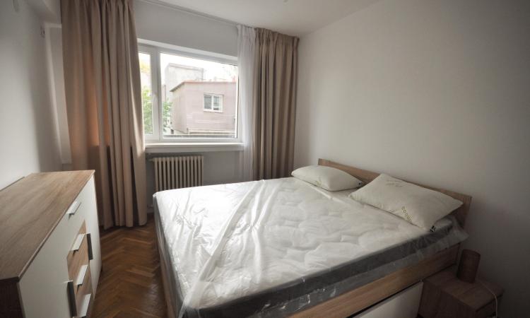Piata Unirii Fanatani Natiuni Apartament 2 camere Renovat