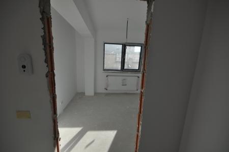 Calea Calarasi Delea Apartament 3 cam Bloc NOU Centrala 2 Bai