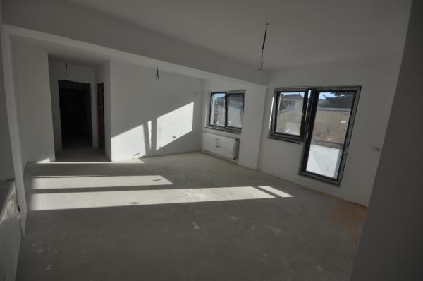 Calea Calarasi Delea Apartament 3 cam Bloc NOU Centrala 2 Bai