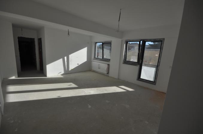 Calea Calarasi Delea Apartament 3 cam Bloc NOU Centrala 2 Bai