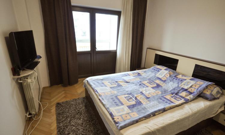 Bulevardul Unirii Rond Alba Iulia Apartament decomandat 3 cam
