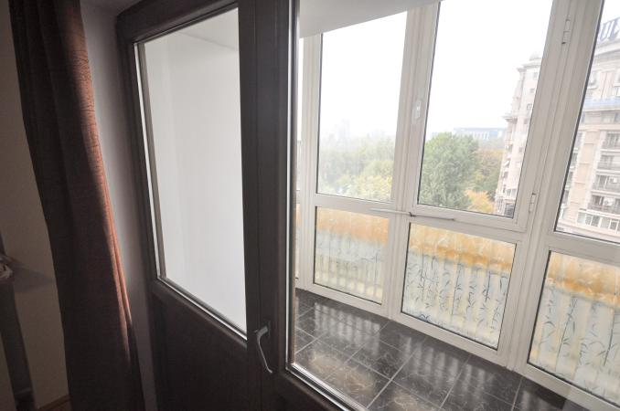 Bulevardul Unirii Rond Alba Iulia Apartament decomandat 3 cam
