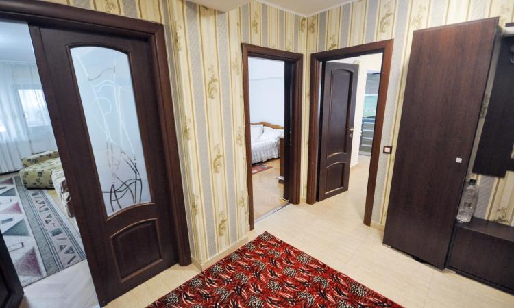 Bulevardul Unirii Rond Alba Iulia Apartament decomandat 3 cam