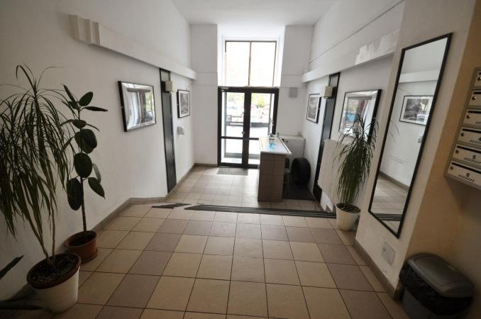 Bulevardul Unirii Rond Alba Iulia Apartament decomandat 3 cam