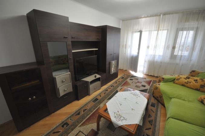 Bulevardul Unirii Rond Alba Iulia Apartament decomandat 3 cam