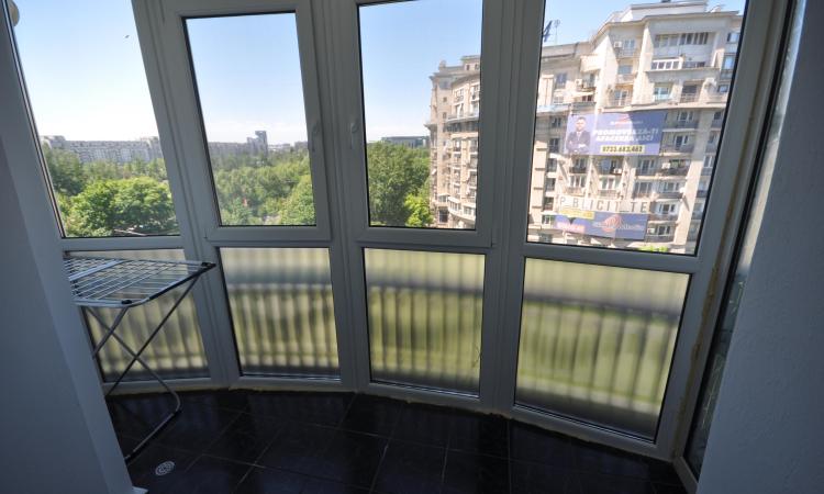 Bulevardul Unirii Rond Alba Iulia Apartament decomandat 3 cam