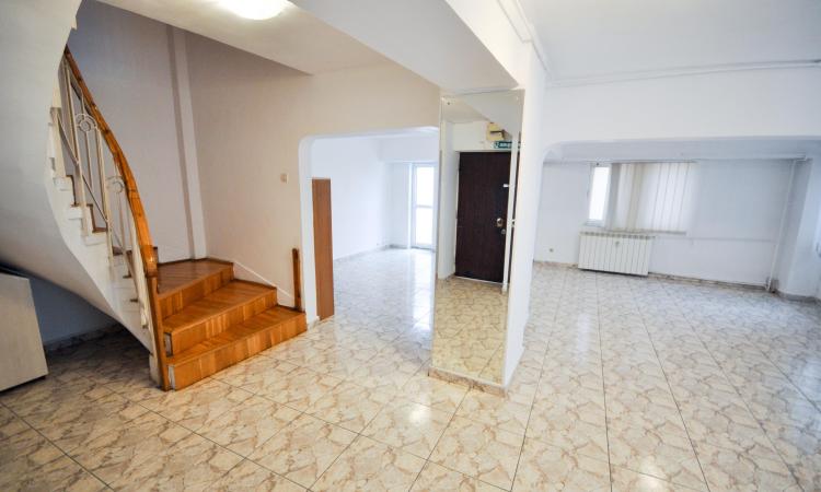 Bulevardul Unirii Rond Alba Iulia Duplex 5 camere 160mp